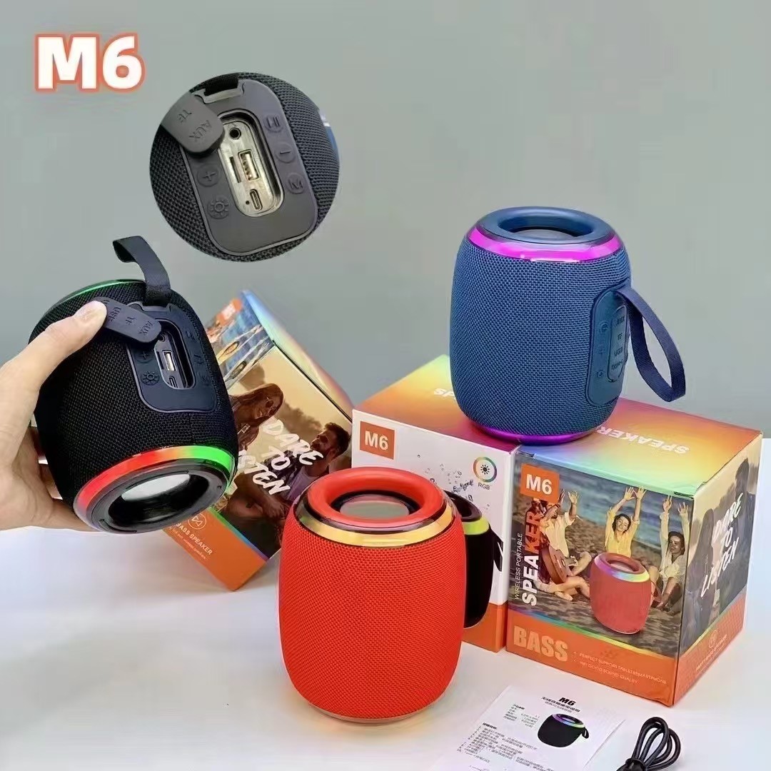 BOCINA BLUETOOTH CILINDRICA CON LUCES DE COLORES MODELO M6